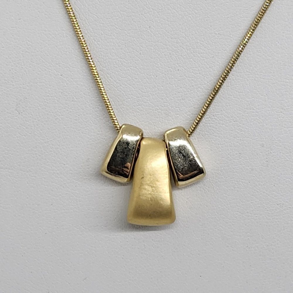 Gold‎ Tone Minimalist Necklace